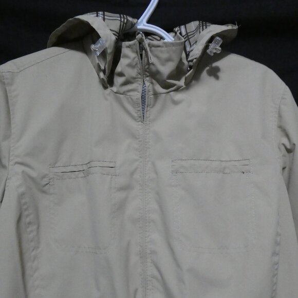IZOD | large | Beige Hooded Jacket With Plaid Lining | Removeable Hood - Picture 5 of 15